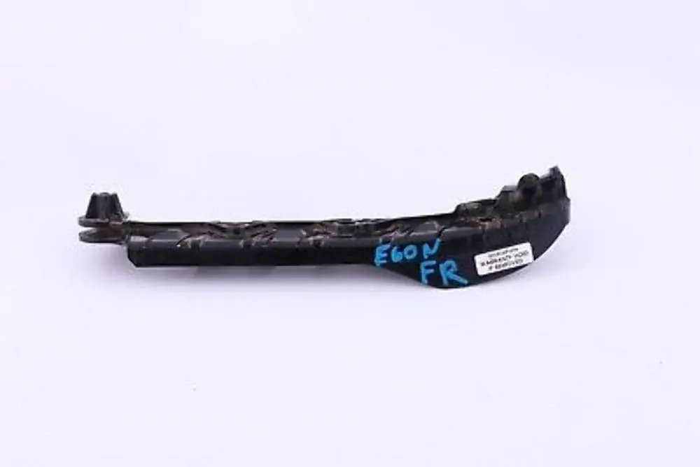 BMW E60 E61 LCI Delantera Derecha O / Panel Lateral Soporte Trim Holder 7178078