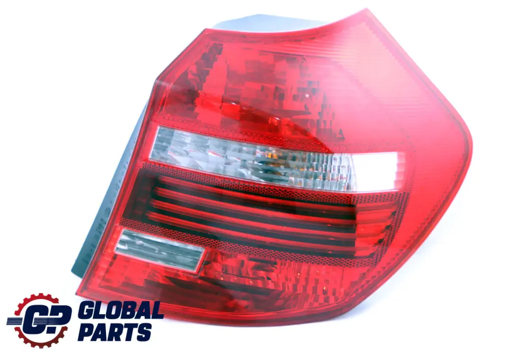 BMW E81 E87 LCI LED Luz Trasera Derecha En Panel Lateral 7181298