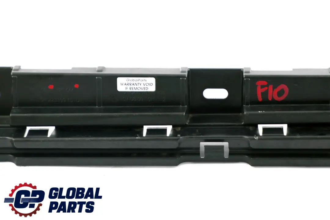 BMW F10 F11 LCI Tira De retencion Sill Delantero Izquierdo 7184777