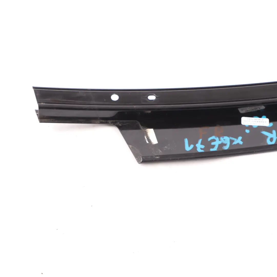 BMW X6 E71 Finisher Window B Pillar Front Door Right O/S High Gloss 7187202