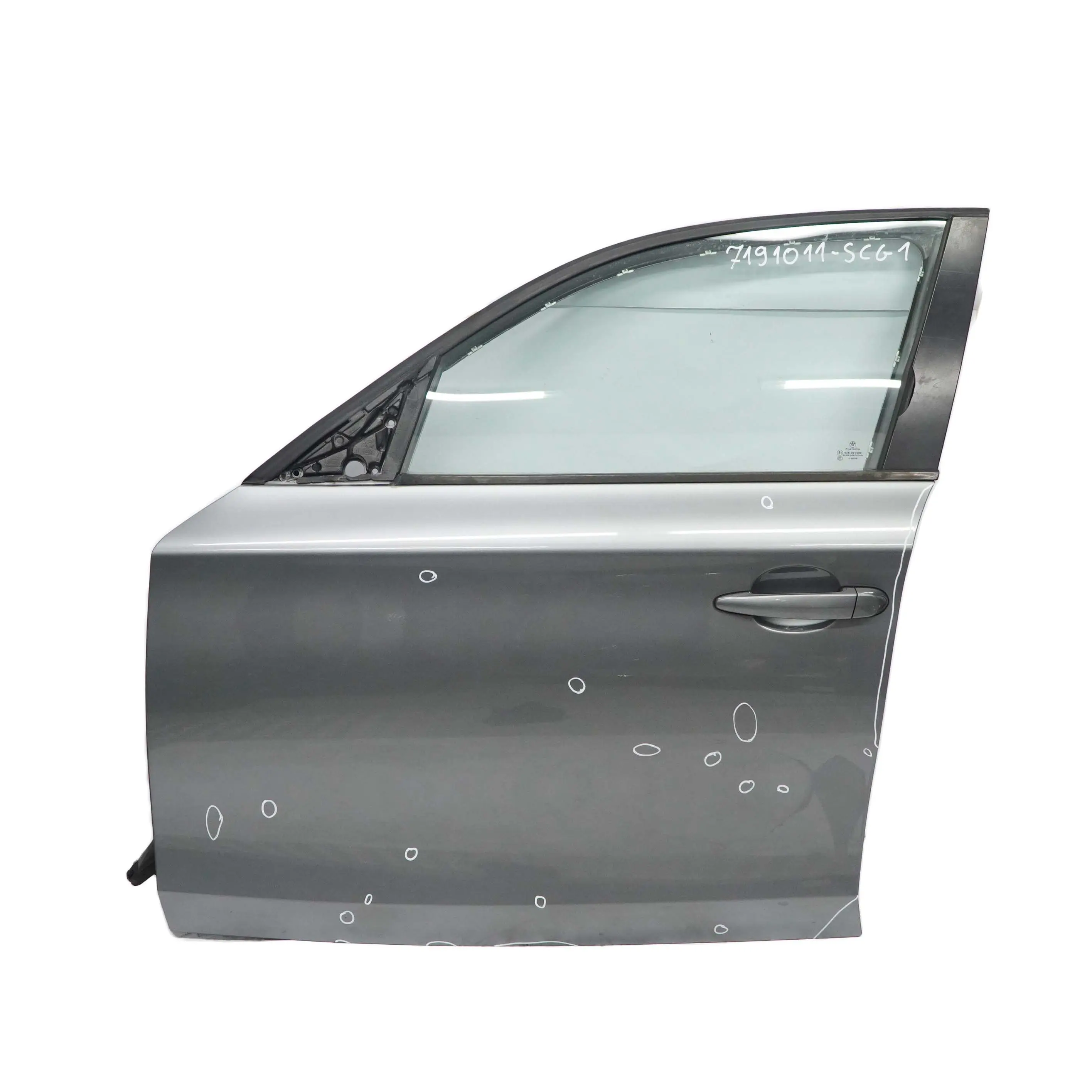 BMW E87 Door Front Left N/S Covering Panel Spacegrau Grey Metallic - A52