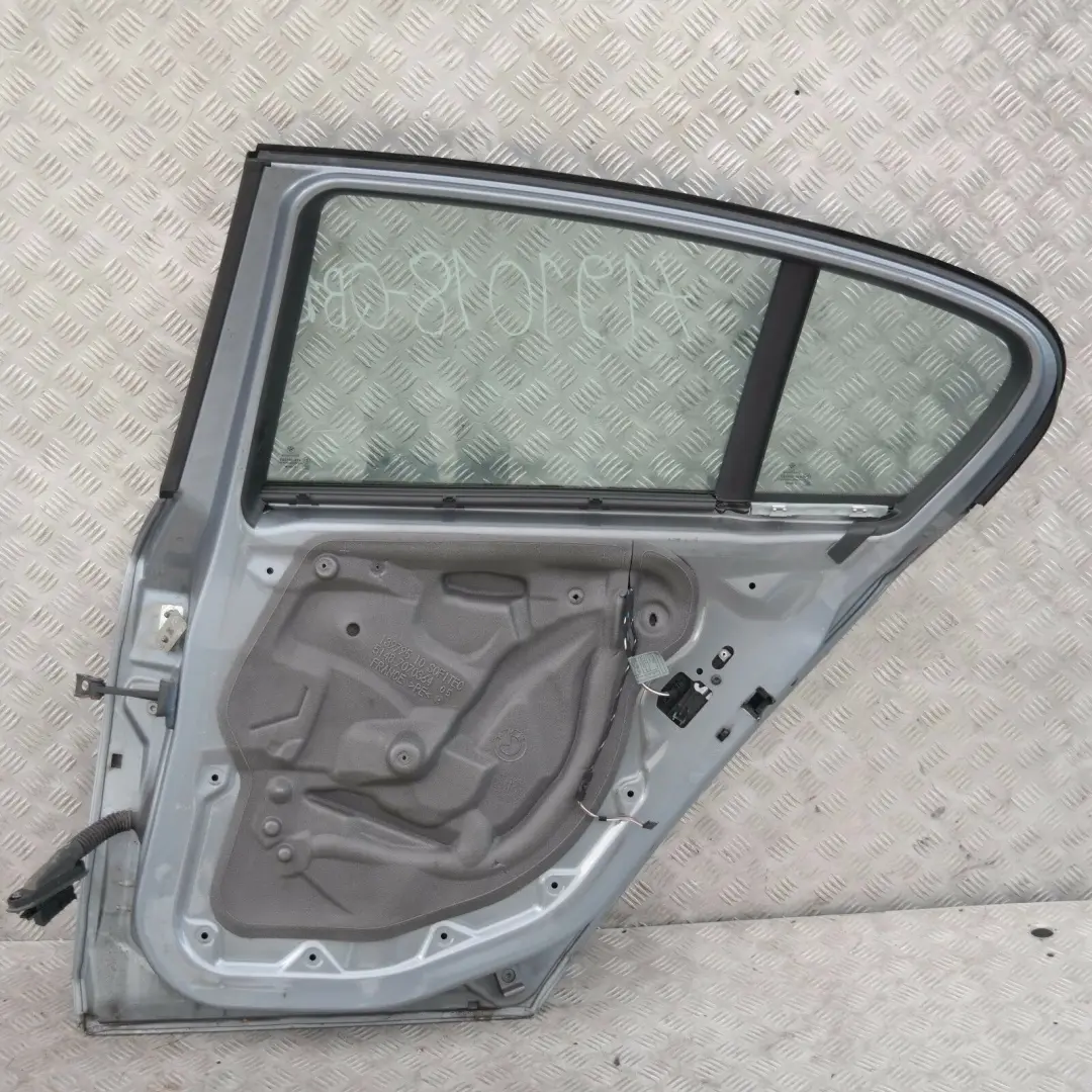 BMW 1 SERIES 10 E87 E87N Door rear right O/S Quarzblau Blau Blue Metallic A18