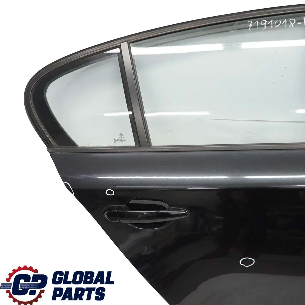 BMW 1 Series E87 5 Door Rear Right O/S Black Sapphire Metallic - 475