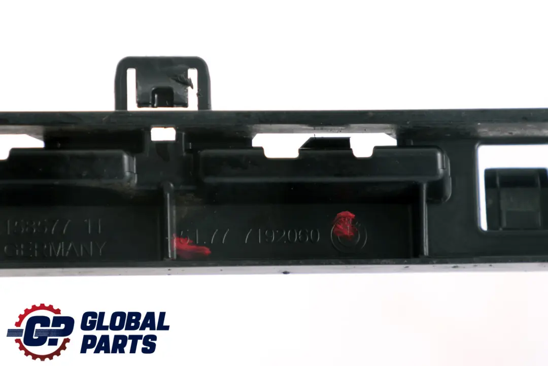 BMW Z4 E89 Sill Cubierta Faldón Lateral Delantero Derecho Soporte 7192060