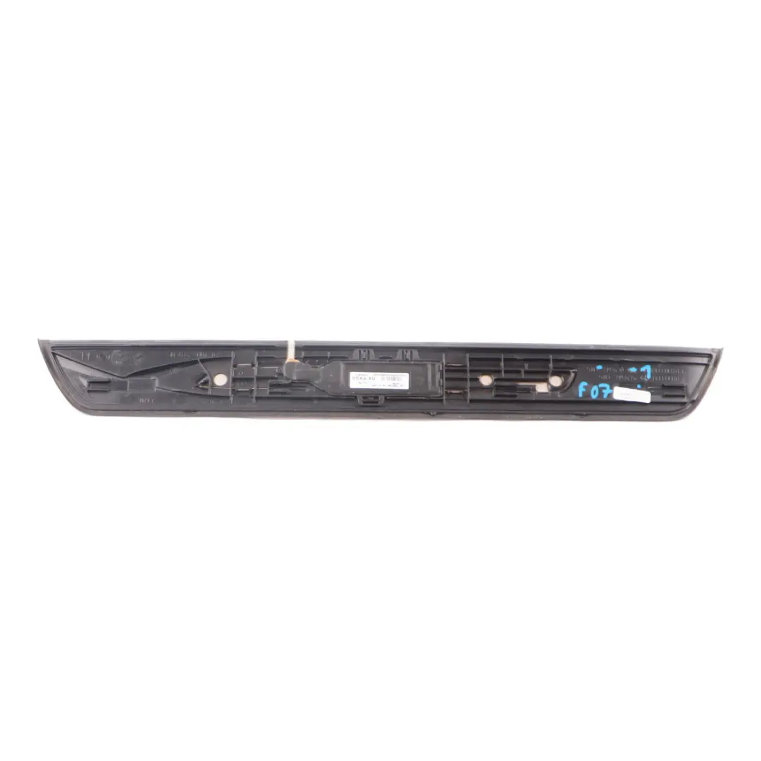 BMW F07 GT  Tapa Puerta Entrada Delantera Derecha Panel Iluminado Tira 7193470