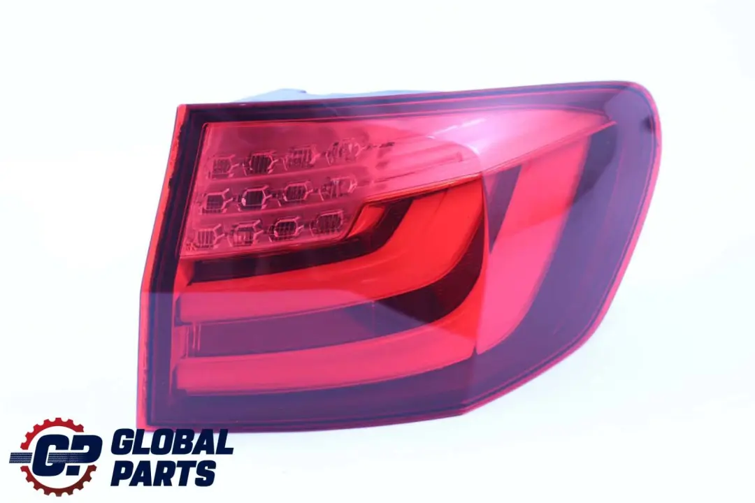 BMW F11 Touring Luz Trasera En El Panel Lateral Derecho O/S 7203234