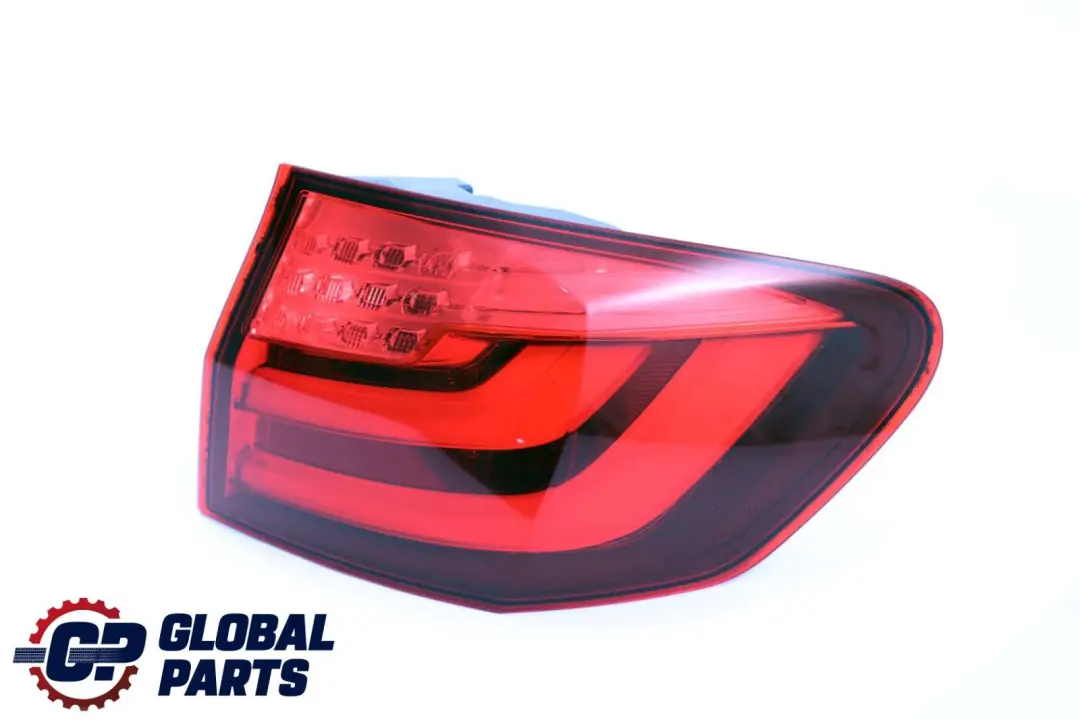 BMW F11 Touring Luz Trasera En El Panel Lateral Derecho O/S 7203234