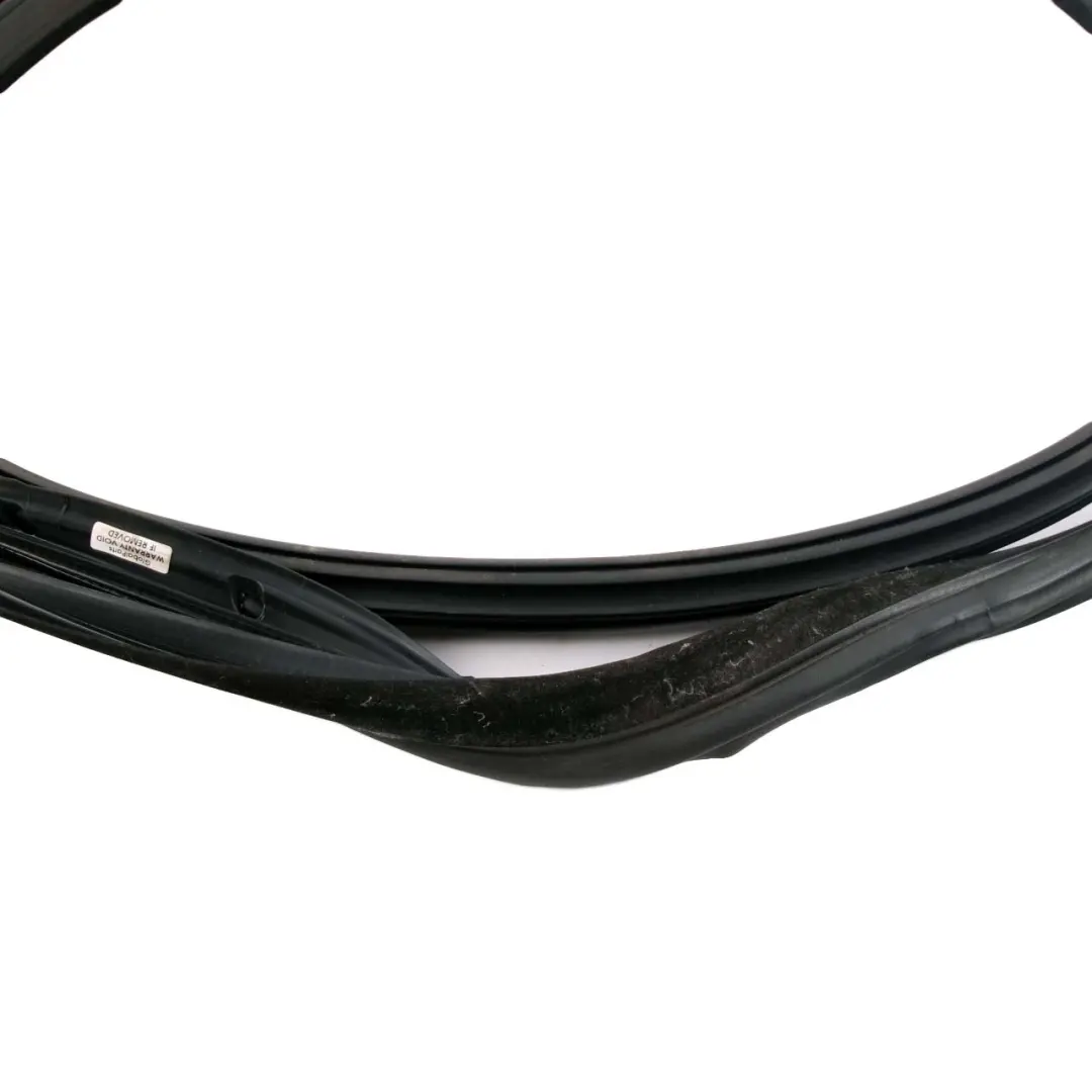 BMW 7 Series F07 GT Gran Turismo Front Right Door O/S Seal Gasket Black 7196350