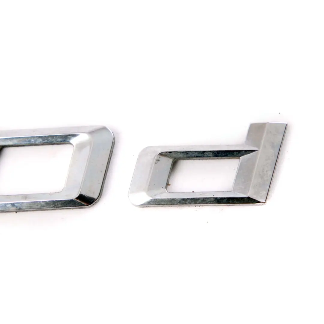 BMW F07 530d hinten aufgeklebt Kofferraumdeckel Emblem Schriftzug 7239617