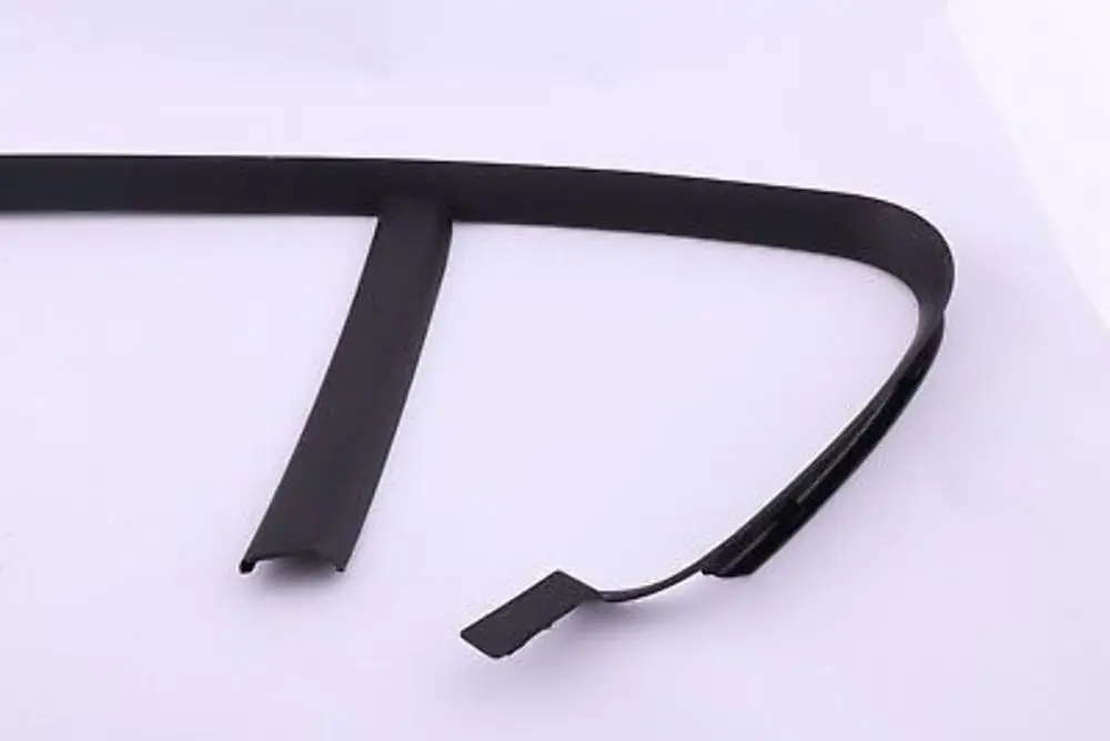 BMW 1 Series F20 Rear Right Door O/S Window Frame Trim Cover 7241204