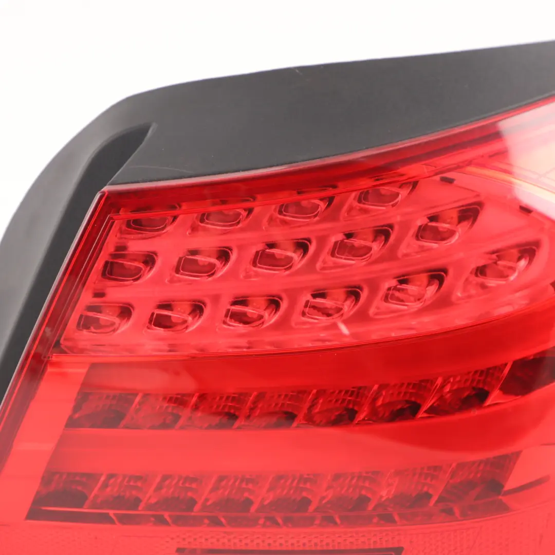 BMW E93 LCI Convertible Rear Light In The Side Panel Right O/S 7252092