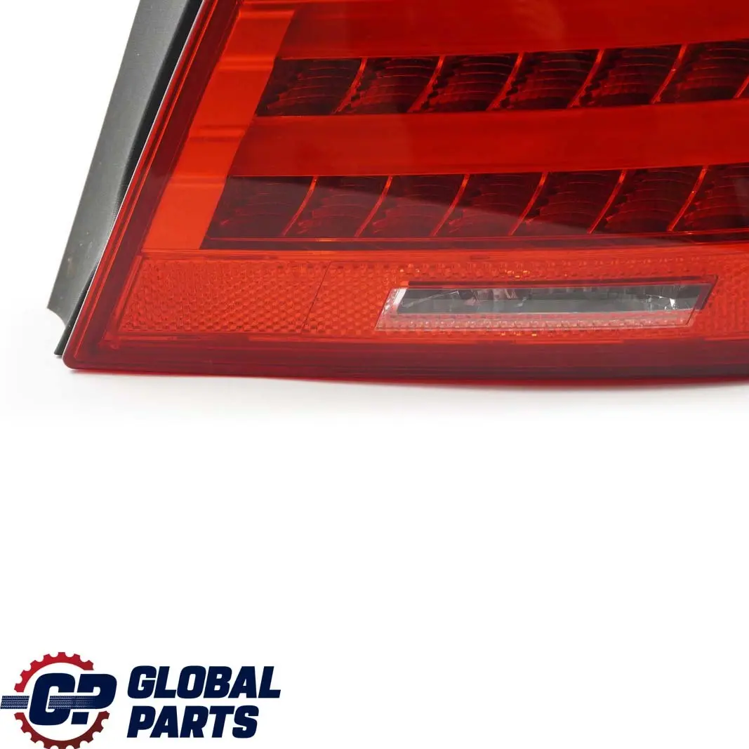 BMW E93 LCI Convertible Luz Trasera En El Panel Lateral Derecho 7252092