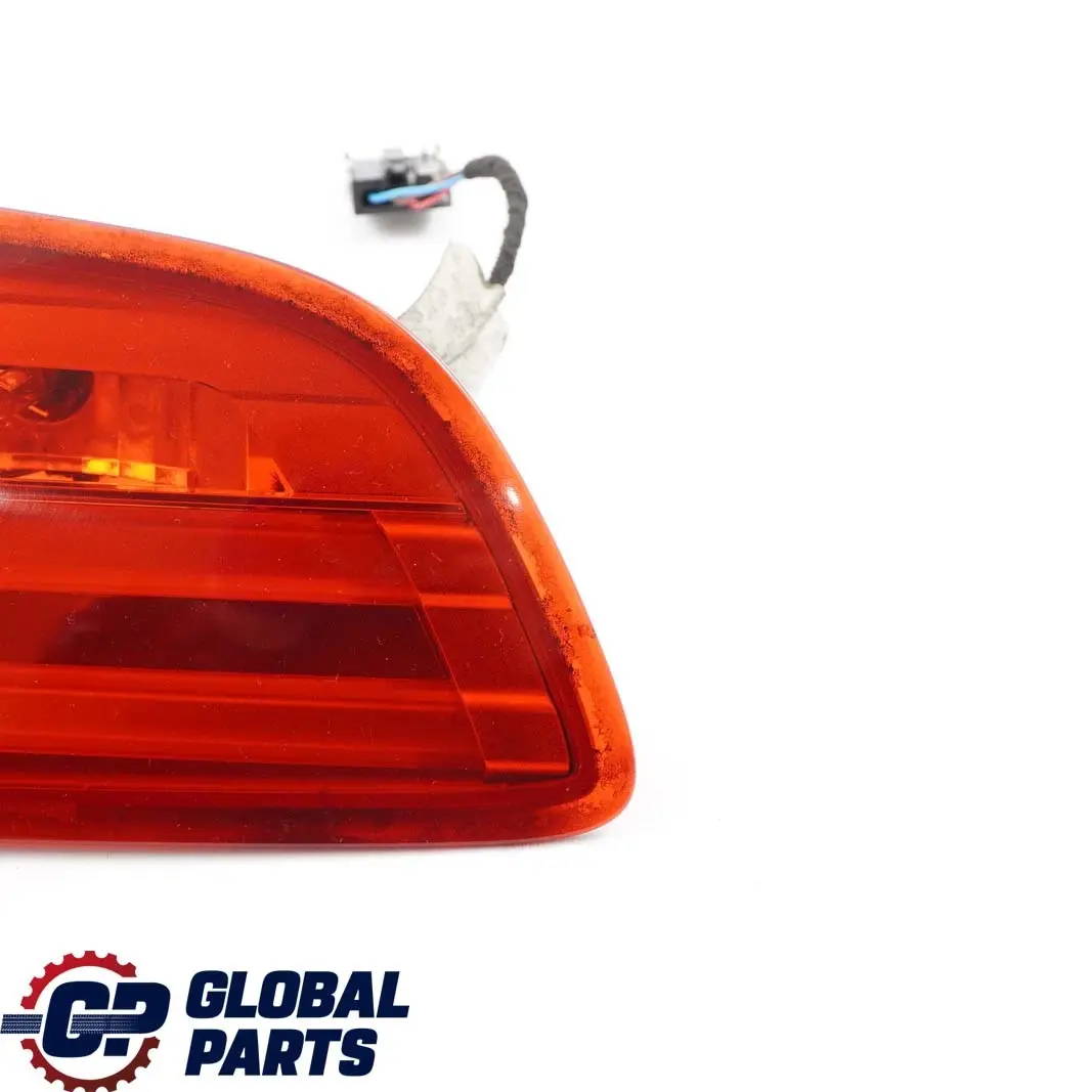 BMW E93 LCI Luz Trasera Izquierda en Tapa del Maletero Porton Trasero 7252783