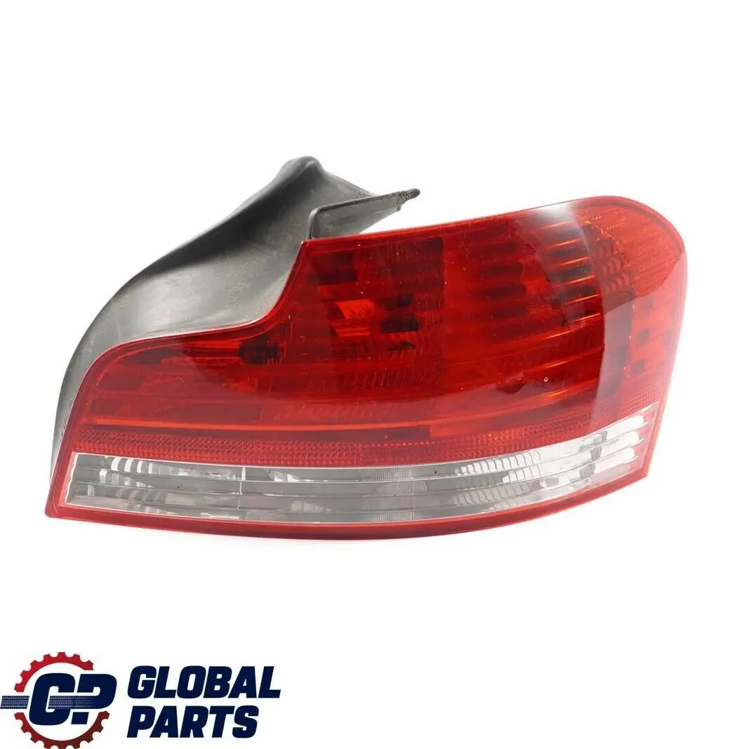 BMW E82 E88 Lampa Tylna Prawa Tył Prawy 7285642