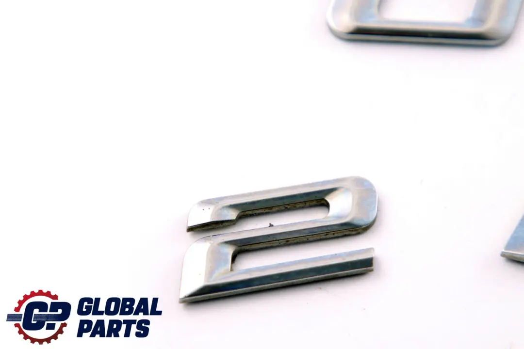 BMW F30 LCI Emblema Logotipo 320i 7289887