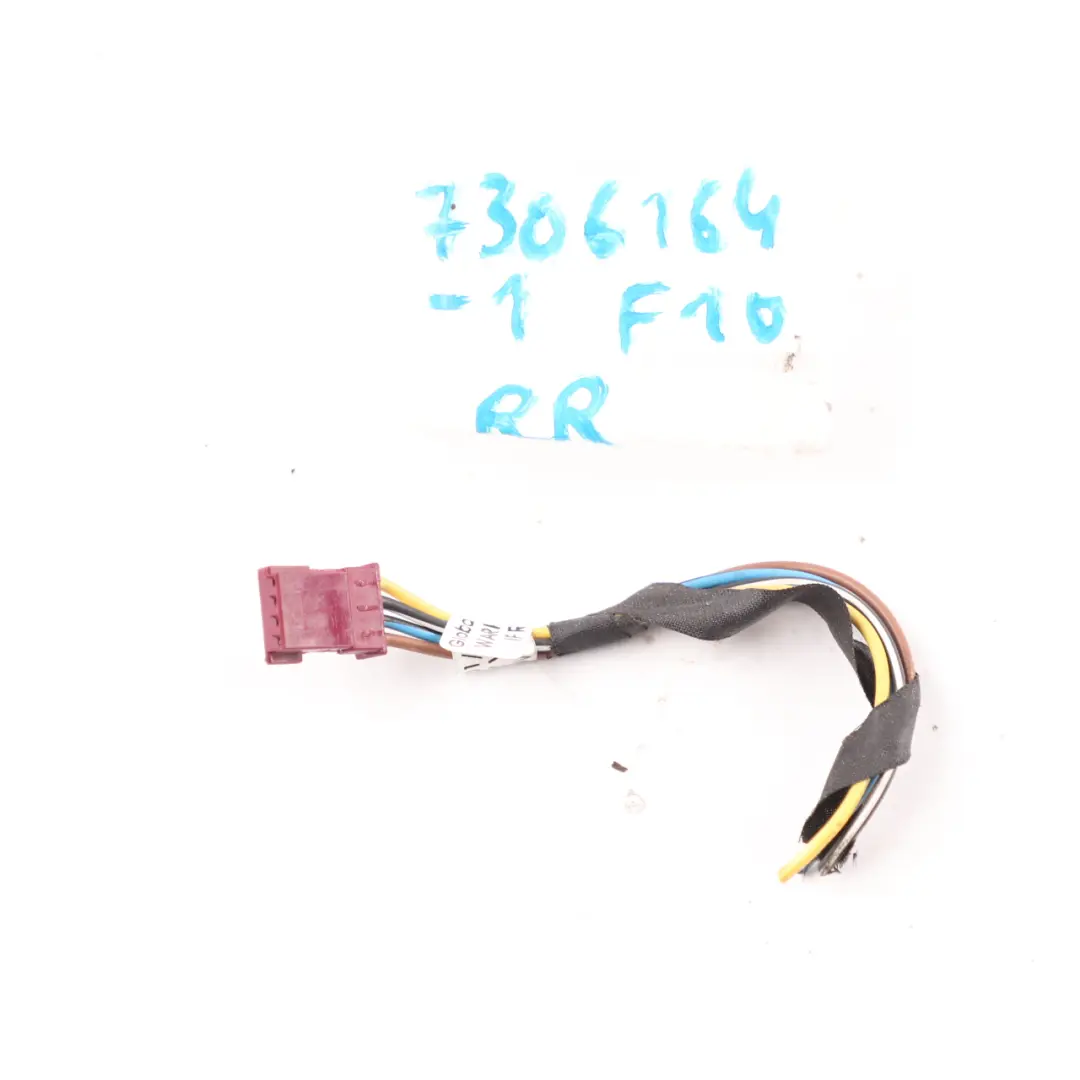 BMW F10 LCI Rear Light In Trunk Lid Right O/S Plug Socket Wiring 8377240