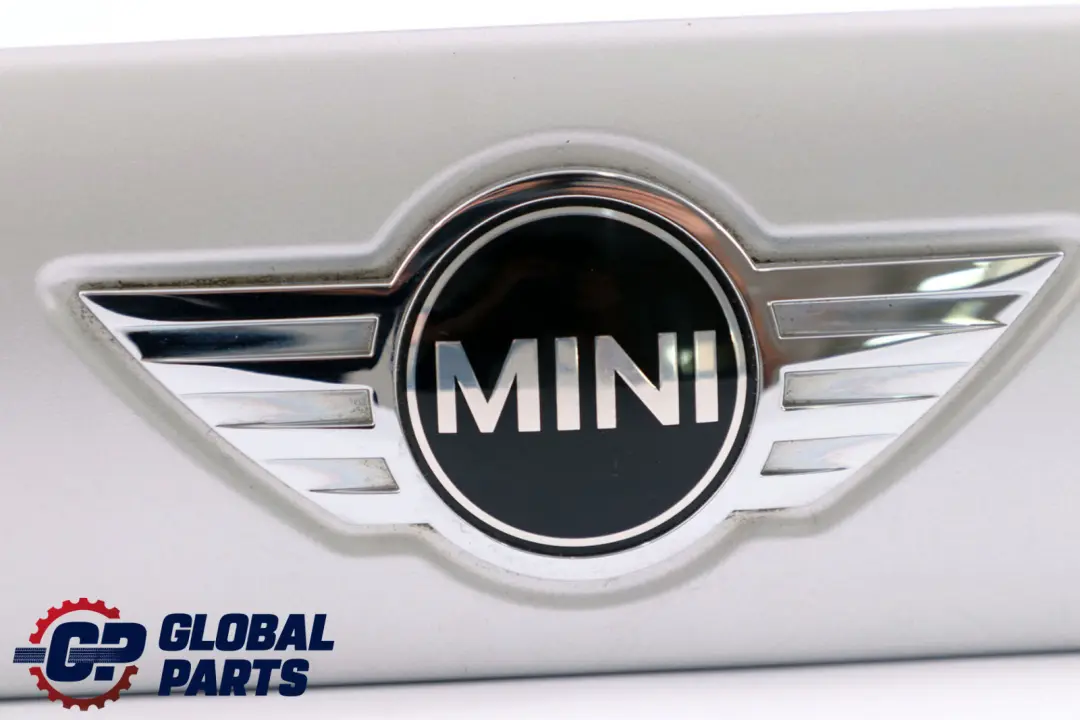 Mini F55 F56 F57 Tapa trasera del maletero Manija Bota Alu Plata Emblema 7362119