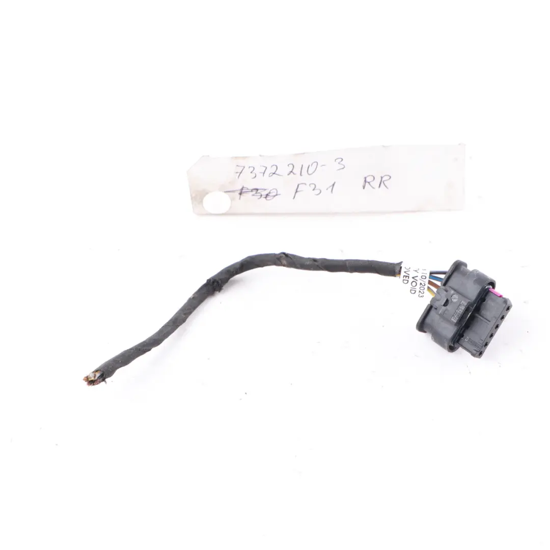 BMW F31 LCI Luz Trasera Panel Lateral Derecho Enchufe Cableado 1-2141397-1