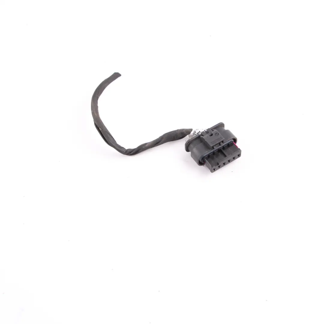 BMW F32 F82 LCI Rear Light Side Panel Right O/S Plug Socket Wiring 1-2141397-1