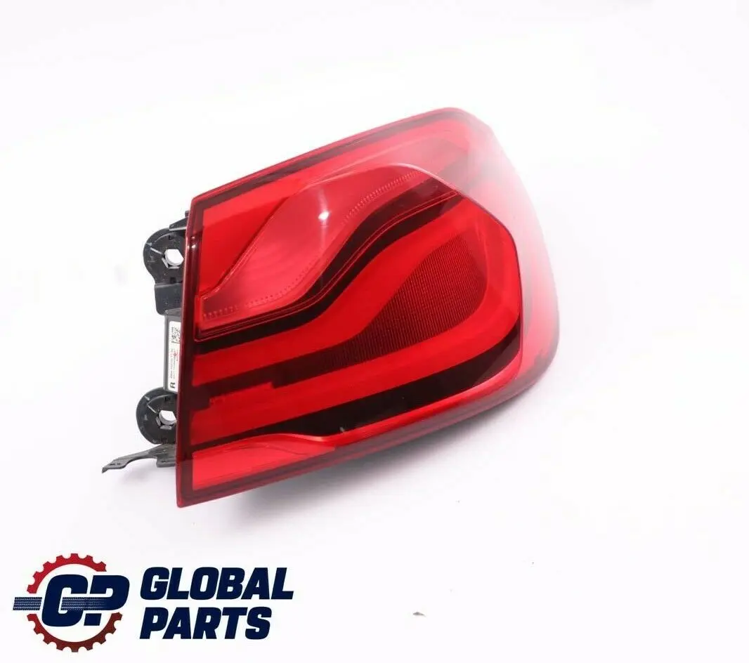 BMW 4 Series F32 F82 LCI M4 Rear Light In The Side Panel Trim Right O/S 7426056