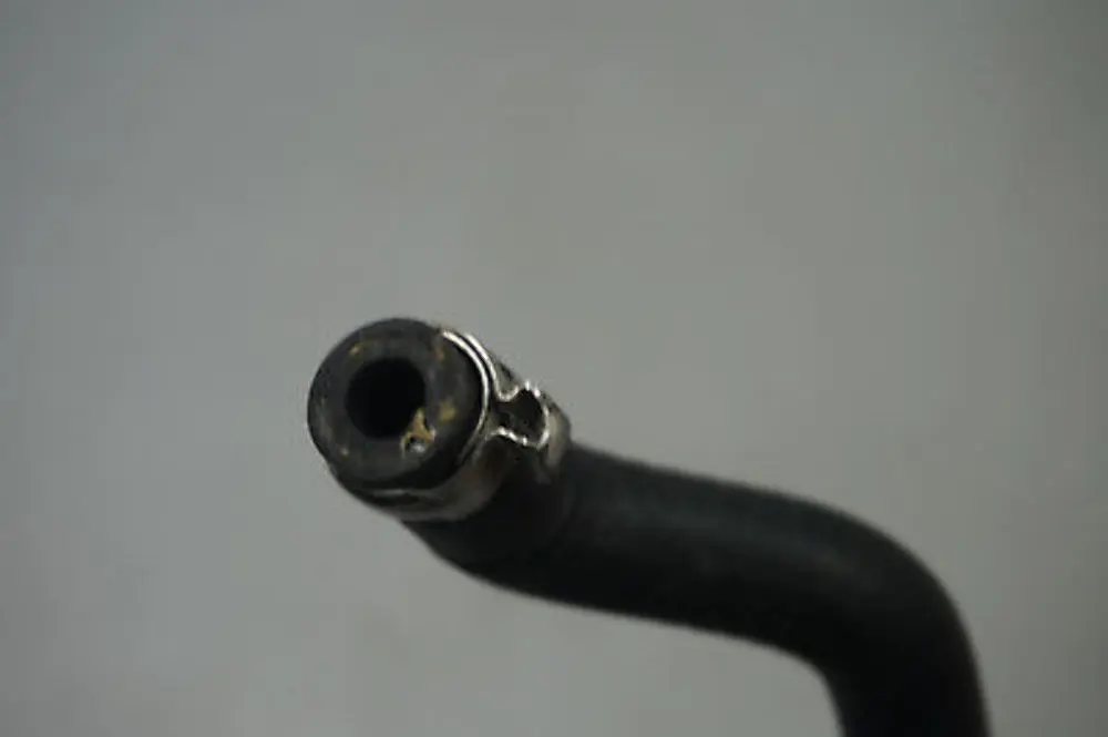 BMW 1 Series E81 E82 E87 E87N LCI Radiator Expansion Tank Vent Line Hose 7534396
