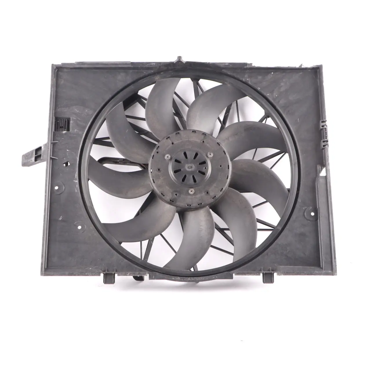 BMW E60 E63 E65 Petrol Radiator Cooling Fan Housing 600W