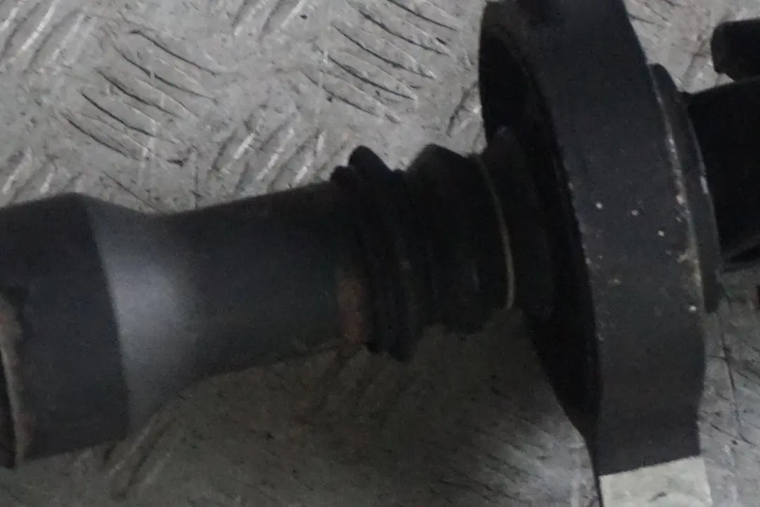 BMW 1 Series E87 Manual Gearbox Drive Prop Shaft 120d M47N2 Diesel 7545287