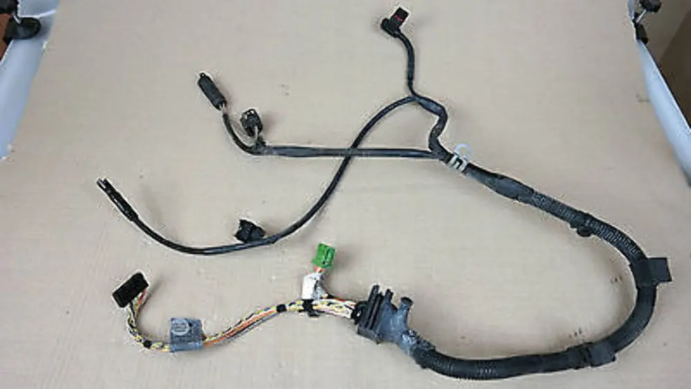 BMW E81 E87 E90 E91 wiring loom harness engine gearbox module 7570550