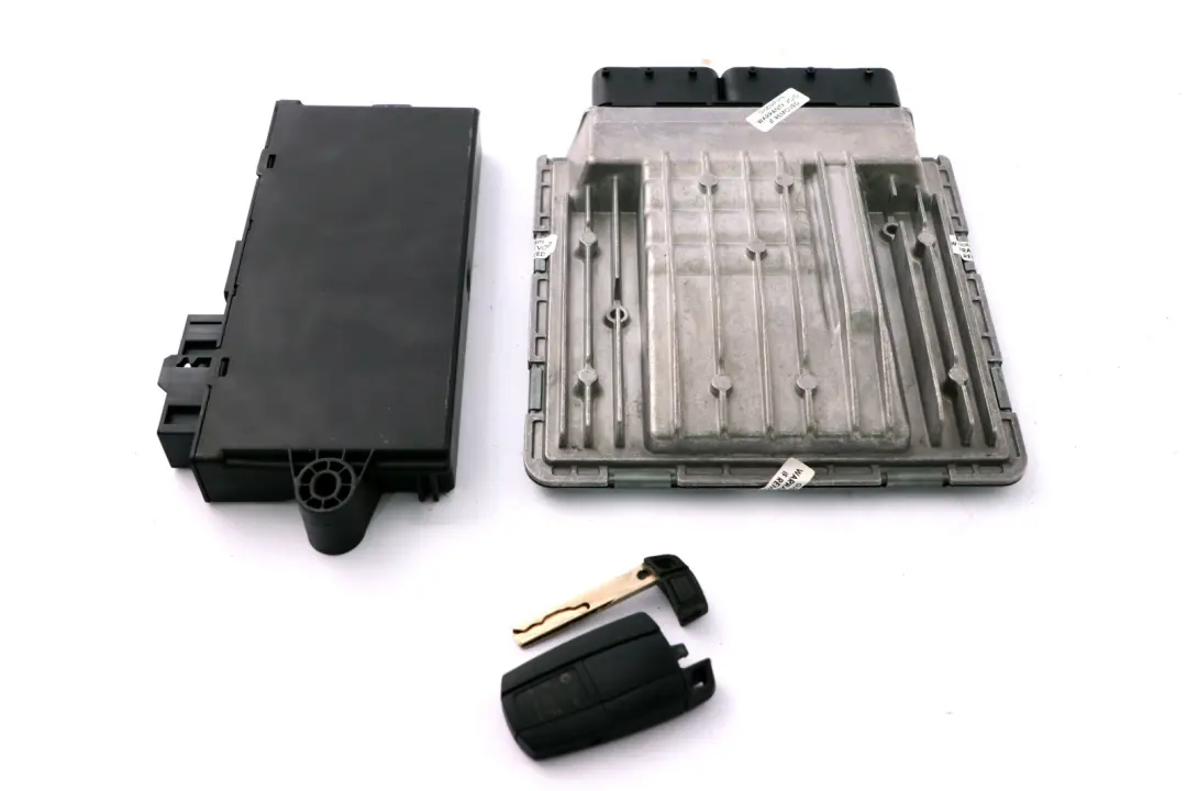 BMW 3 Series E90 E91 E92 N52N 325i 218HP ECU Kit DME CAS3 + Key 7574544 Manual