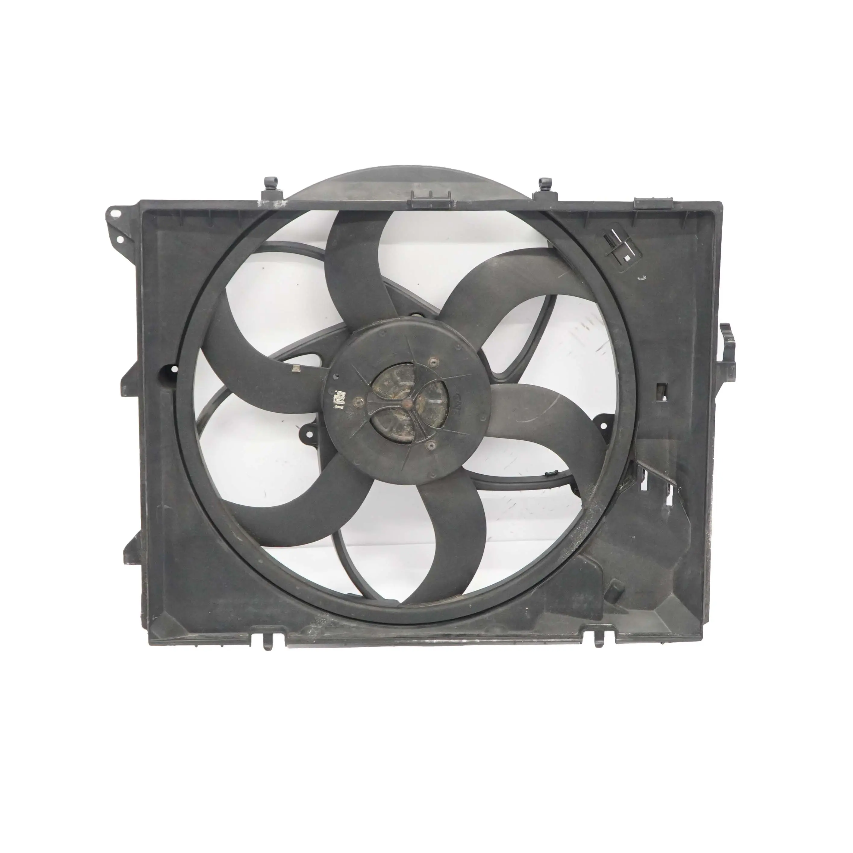 BMW 1 3 E87 E90 N46 N52 N53 4 400W Radiator Fan Housing With Fan 7590699