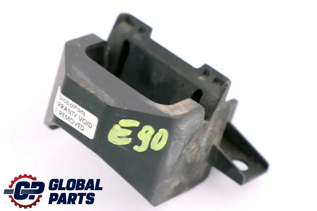 BMW E81 E82 E87 E90 Soporte Inferior Enfriador Radiador 7591647