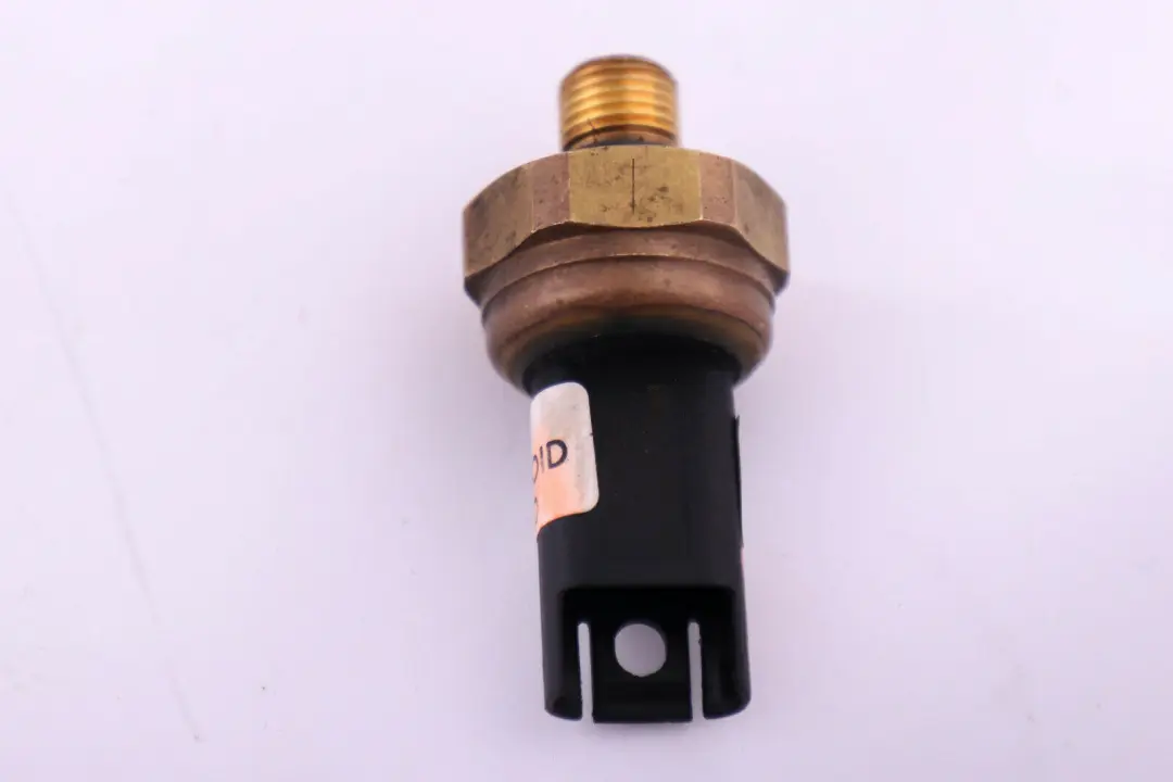 BMW E60N E61N E81 E87N E90 E91 LCI Sensor De combustible De baja presion