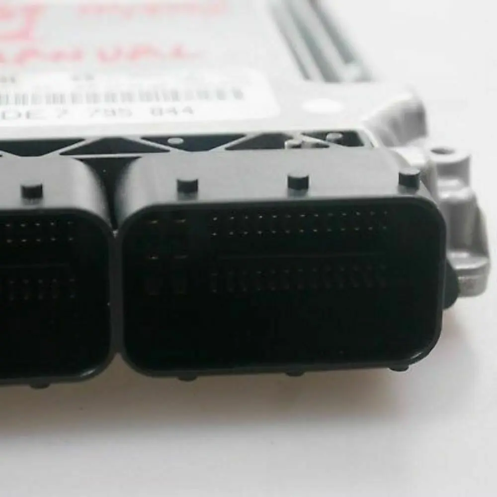 ECU Kit DDE CAS2 Key BMW 1 3 Series E87 E90 E91 118d 318d Engine - SKU 7795844-4 - Part number 7795844