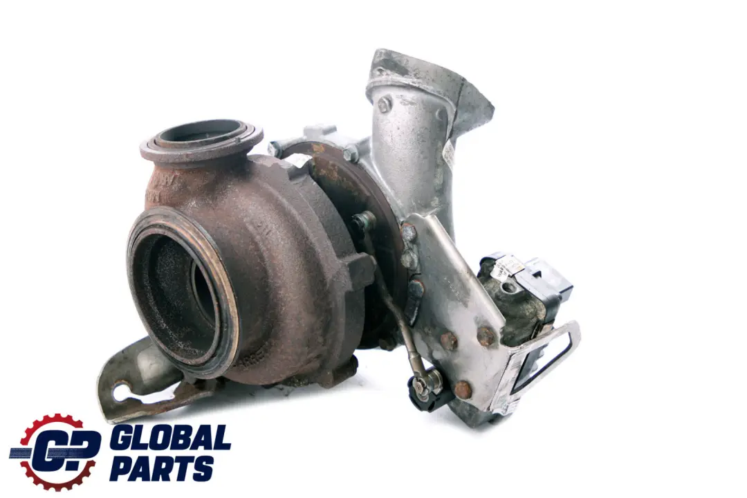 BMW E90 E91 E92 E93 325d 330d M57N2 echange Turbo 7796311 7796312