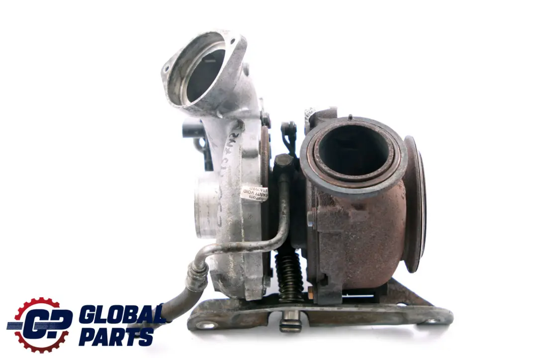 BMW E90 E91 E92 E93 325d 330d M57N2 Turbosprężarka 7796311 7796312