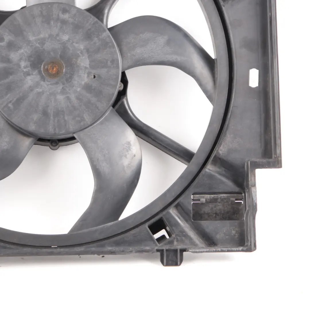 BMW E60 E61 Diesel Engine Radiator Cooling Fan 400W Shroud Housing 7796832