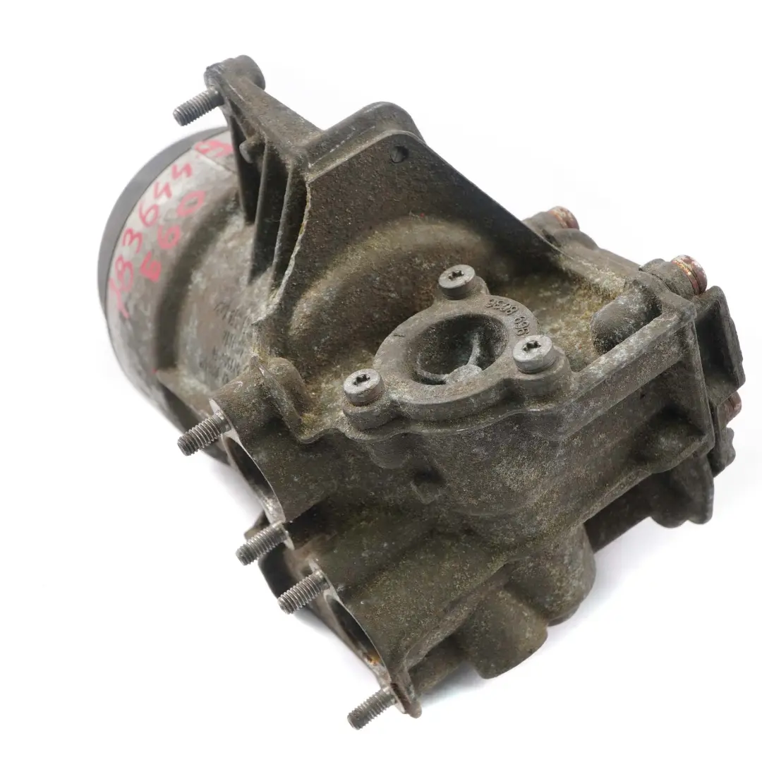 BMW E60 E61 M5 E63 E64 M6 Petrol Engine Oil Filter Connection 7836449