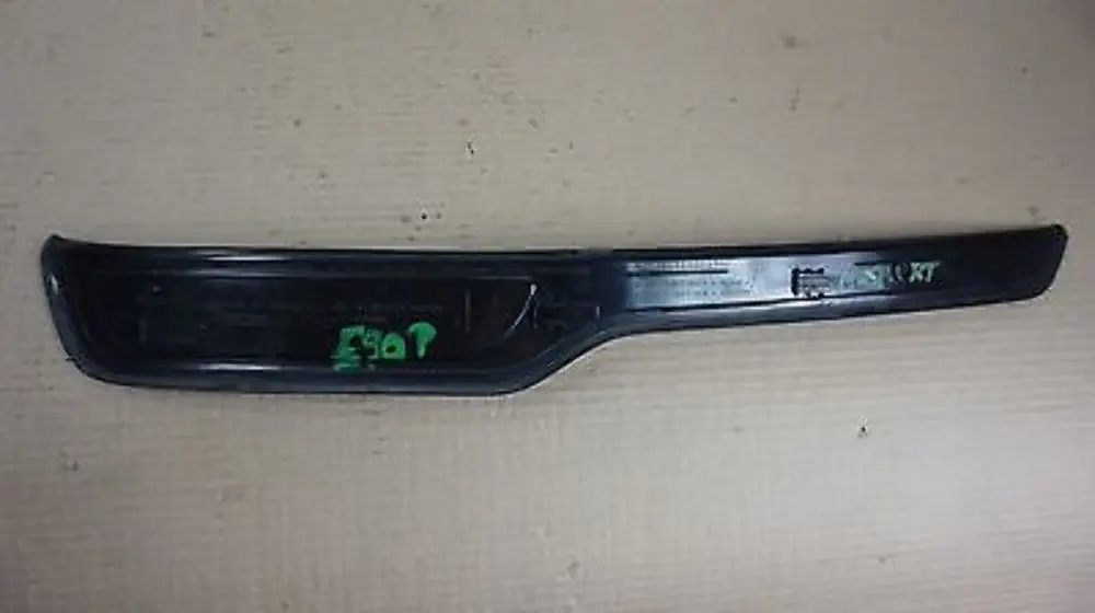 BMW 3 SERIES E90 E90N E91 E91N LCI M-Sport trim piece plate entry rear right O/S