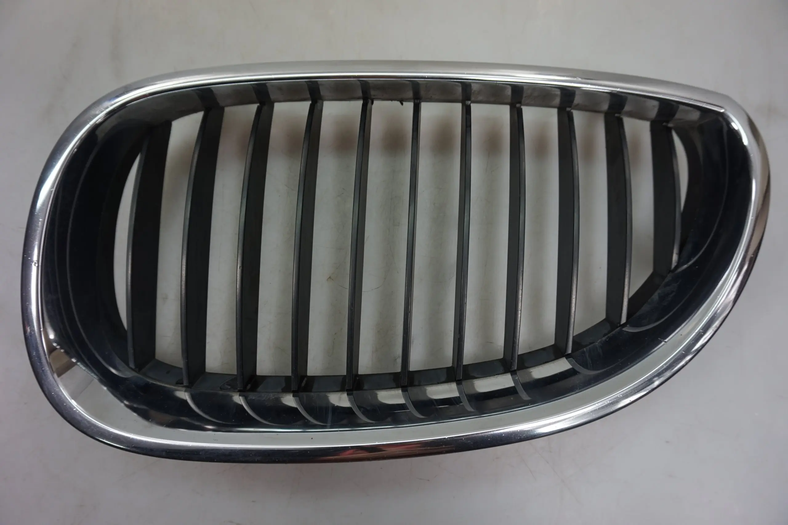 BMW 5 Series E60 E61 LCI Grille Left N/S Chrome Black 7027061