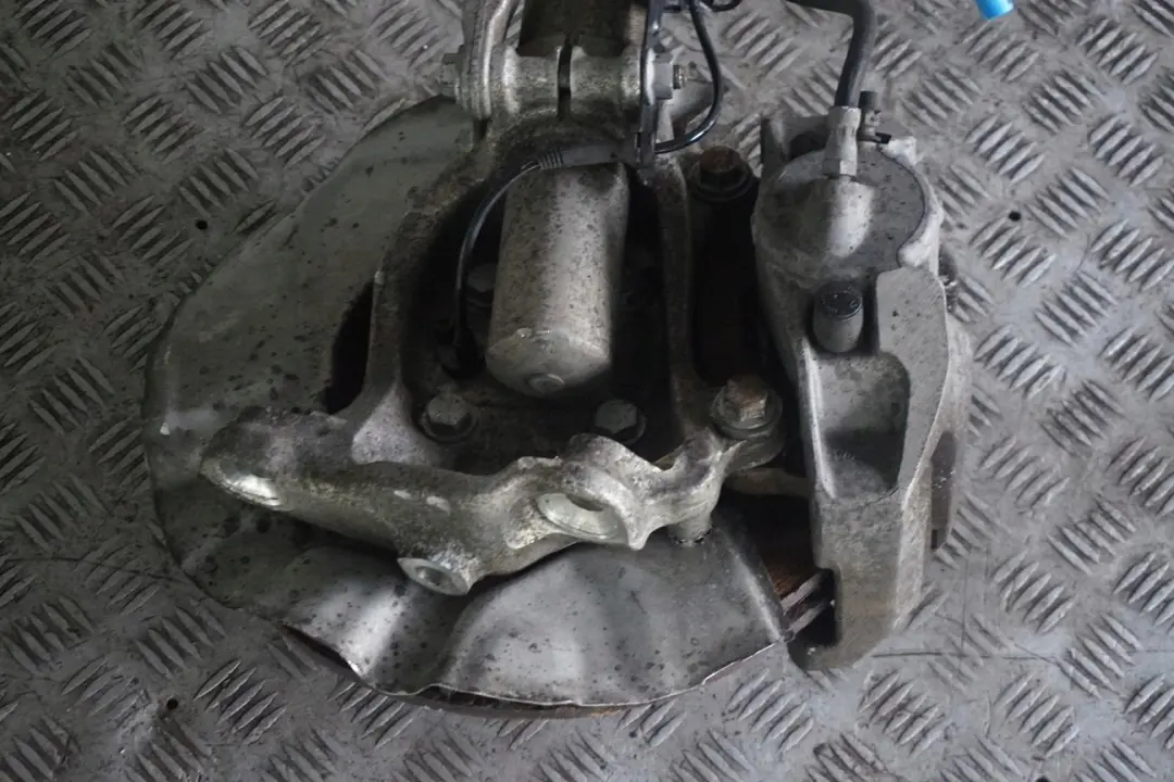 BMW E60 530d M57N2 Delantero Derecho Muelle Puntal Bujes Pata Freno Pinza