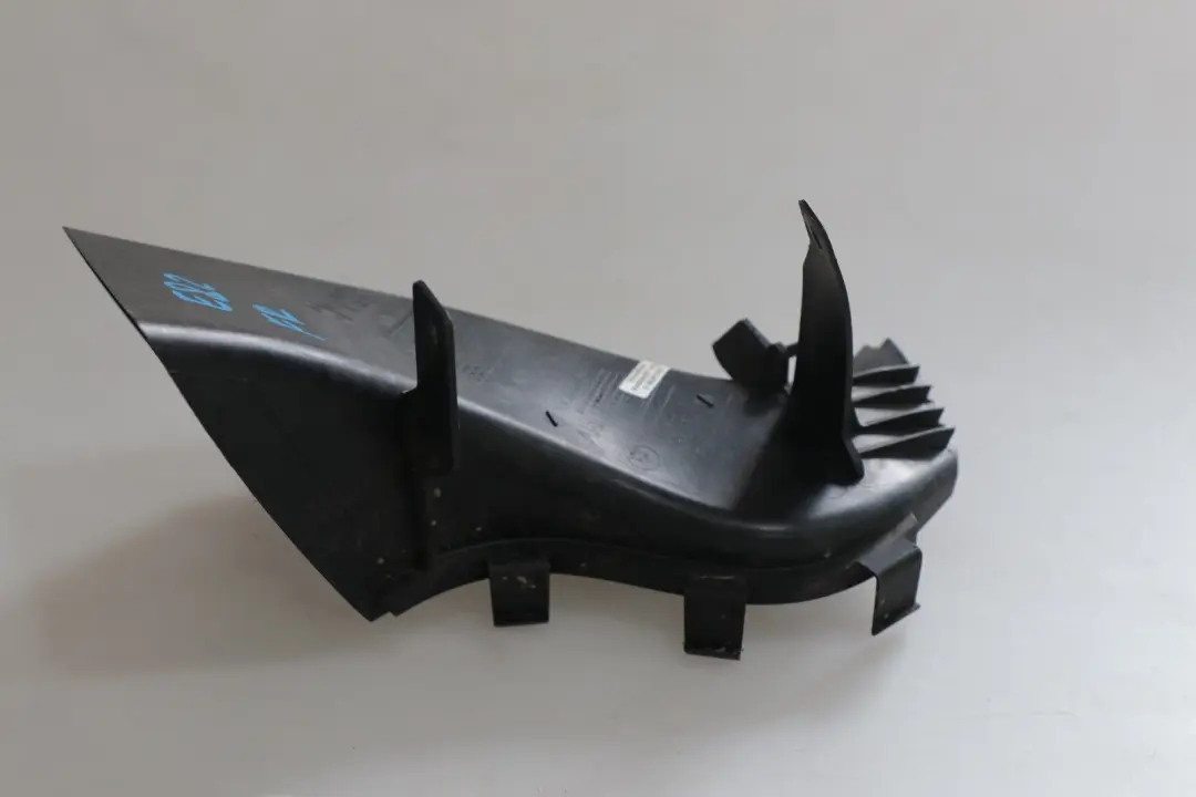 BMW 1 SERIES E82 E88 M Sport  Front Right O/S Air Duct Brake 8046328