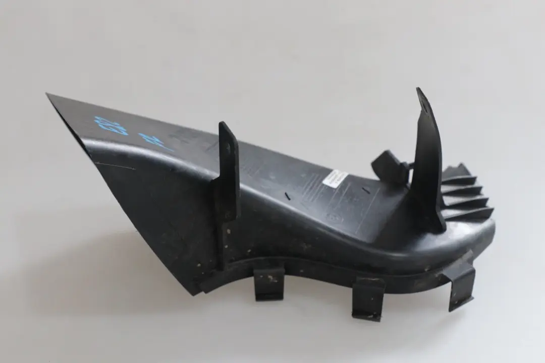 BMW 1 SERIES E82 E88 M Sport  Front Right O/S Air Duct Brake 8046328