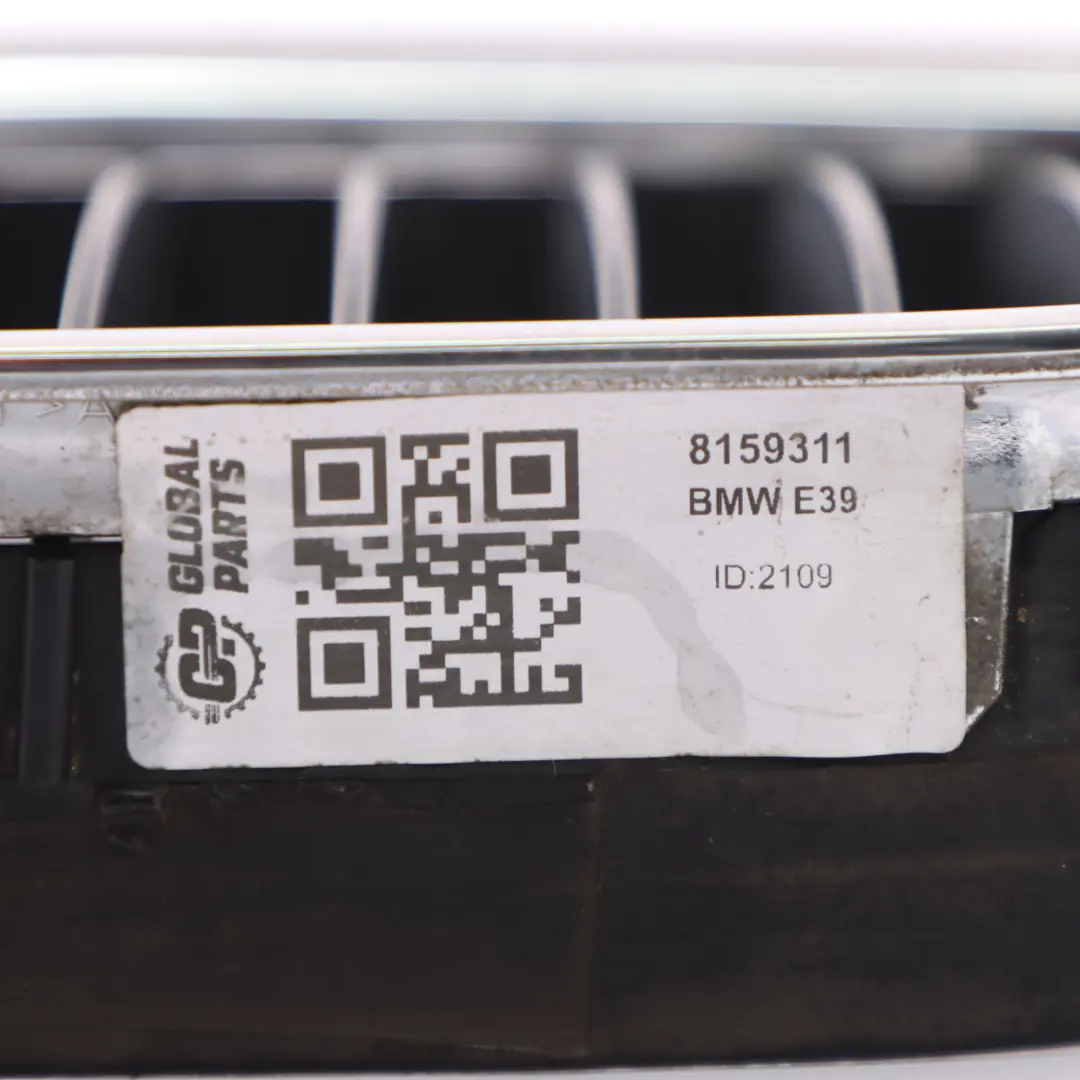 BMW E39 Atrapa Kratka Chłodnicy Lewa Nerka 8159311