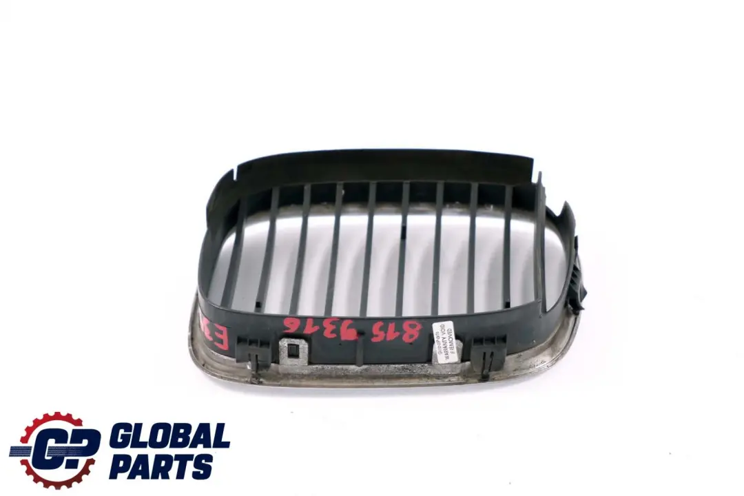 BMW E39 Pare-chocs avant Grille centrale Droite Noir Chromé 8159312