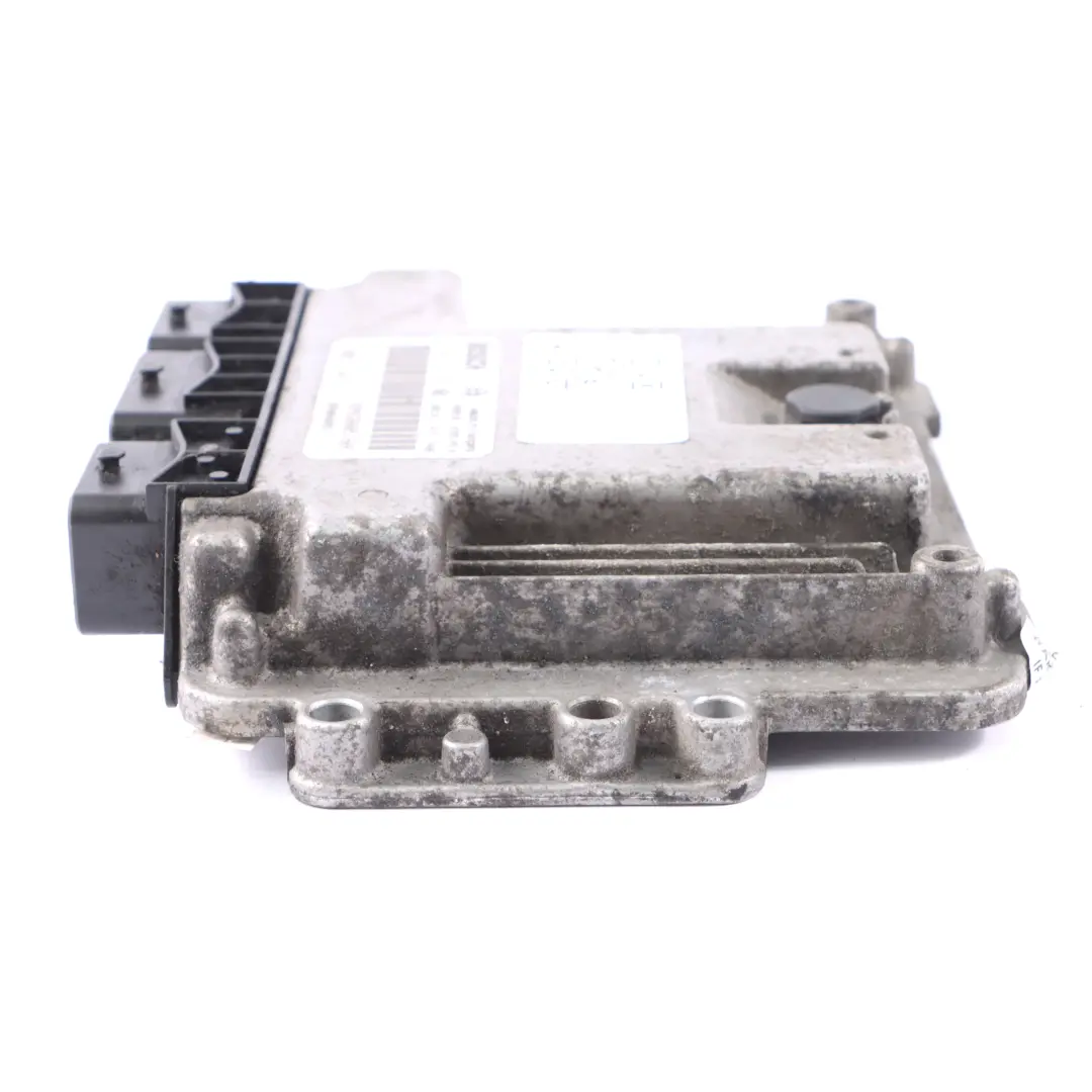 Renault Trafic F83 F9Q 760 Motorsteuerungsmodul ECU 8200546983 Schaltgetriebe