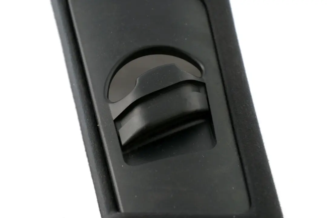 Trim Panel Left N/S B-Pillar Upper Centre Column Cover Black 8203871 BMW X5 E53 - SKU 8203871-1 - Part number 8259819
