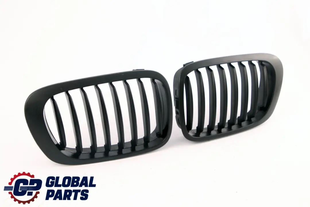 BMW 3 Series E46 Set Grille Frame Black Left Right O/N/S 8208685 8208686