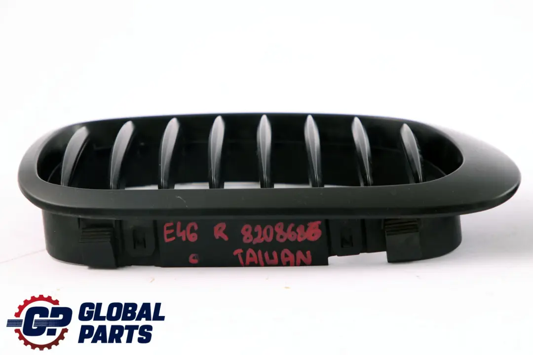 BMW 3 Series E46 Set Grille Frame Black Left Right O/N/S 8208685 8208686