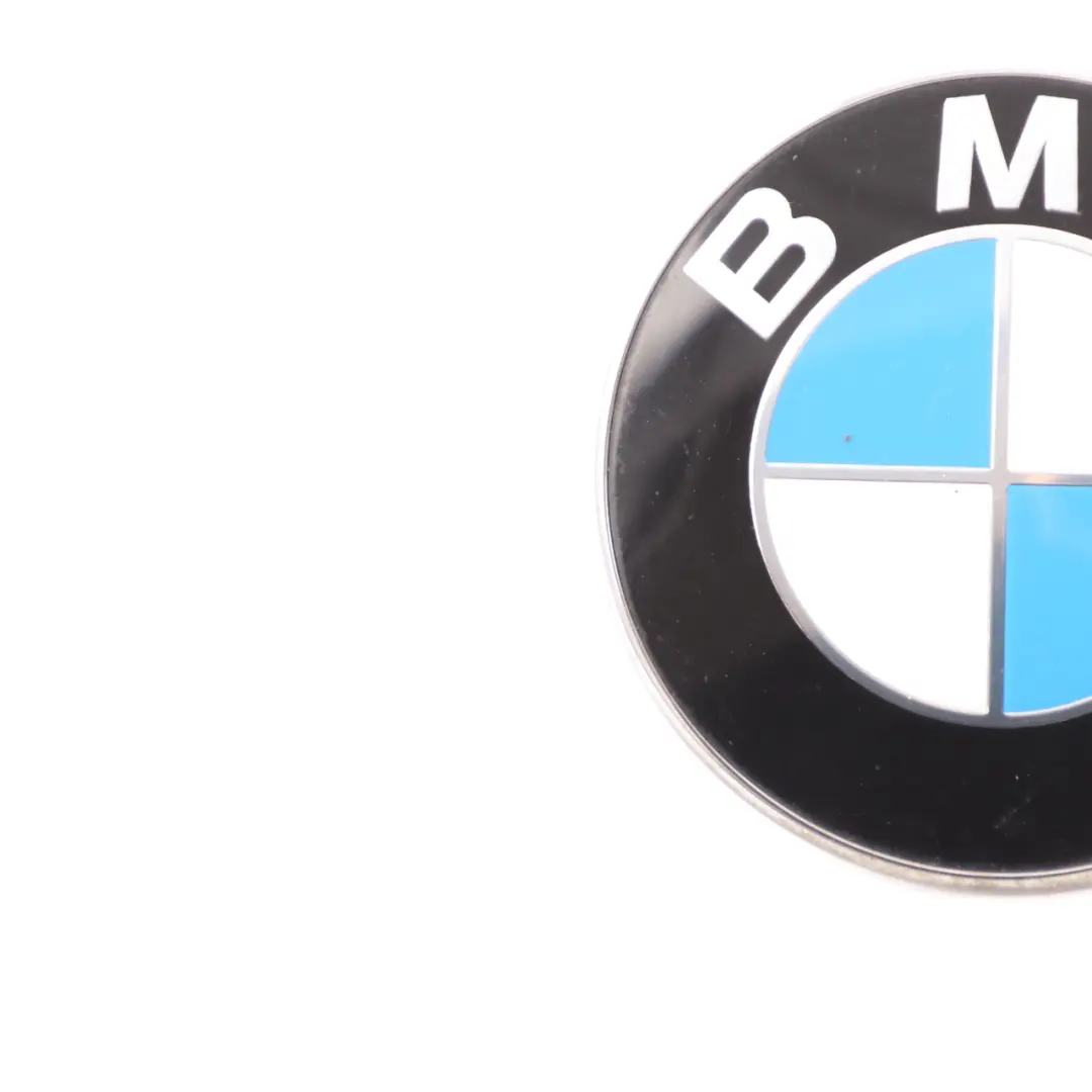 BMW E46 E90 F30 F31 Placa Bota Insignia Logo Emblema Trasero 74mm 8219237