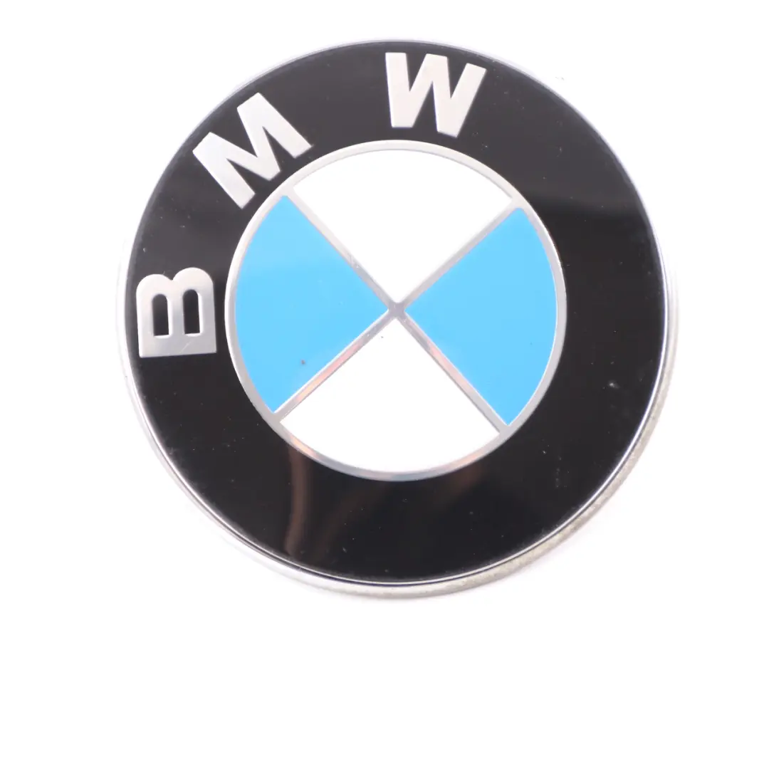 BMW E46 E90 F30 F31 Placa Bota Insignia Logo Emblema Trasero 74mm 8219237